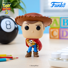 Funko Pop Woody 1711 lifestyle